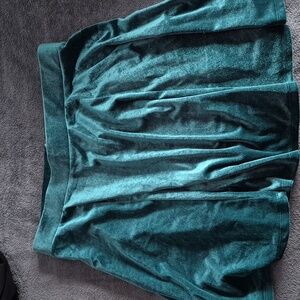 NWT H&M Green Velvet Skater Skirt